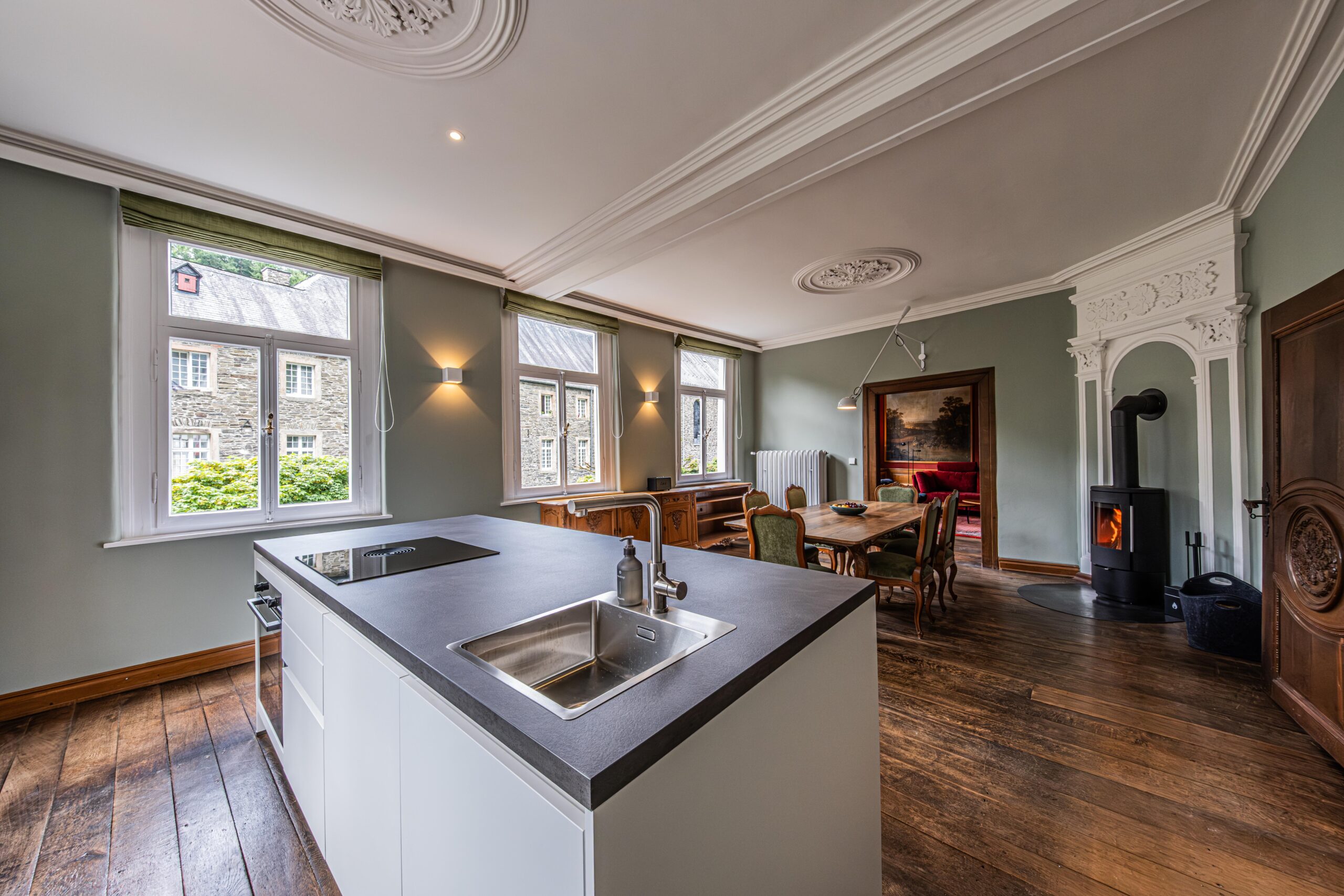 03_Küchenblock+Kaminzimmer